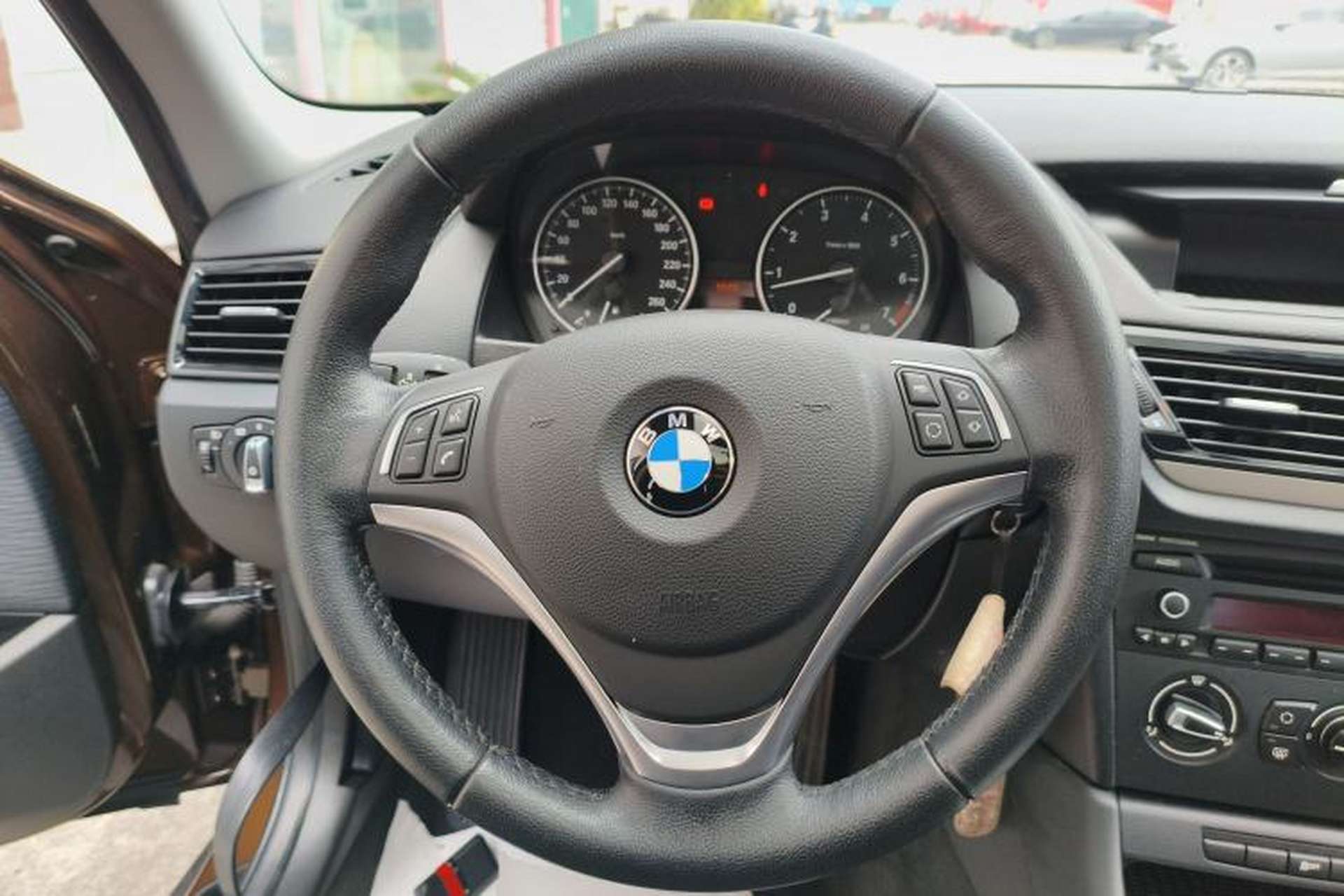 Used BMW X1 2014 sDrive18i Fashion Model Steering Wheel