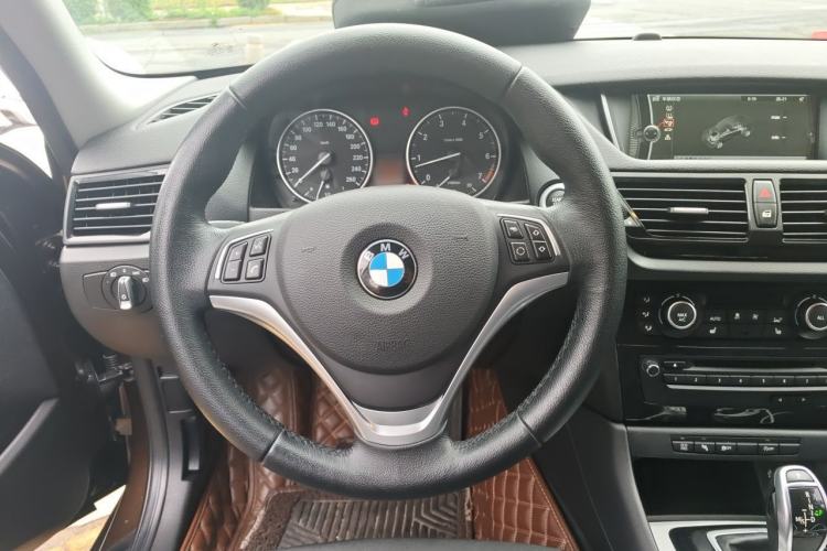 Used BMW X1 2014 sDrive18i Leading Model Steering Wheel