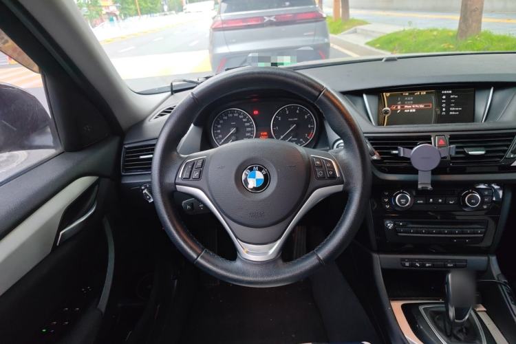 Used BMW X1 2014 sDrive18i Leading Model Steering Wheel