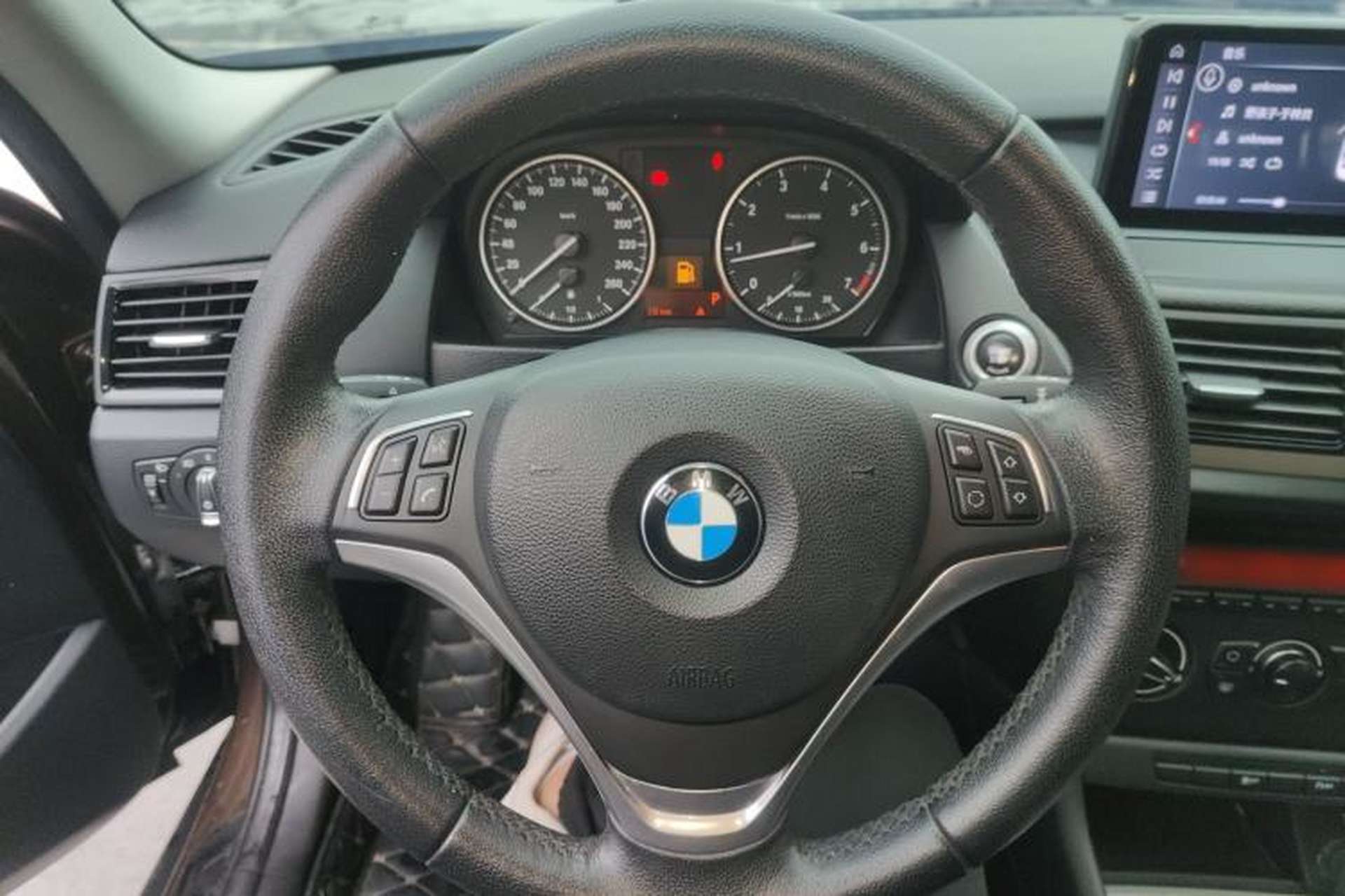 Used BMW X1 2014 sDrive18i Fashion Model Steering Wheel