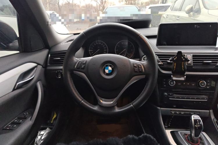 Used BMW X1 2014 sDrive18i Leading Model Steering Wheel