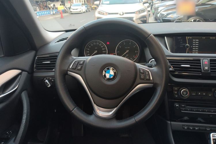 Used BMW X1 2014 sDrive18i Leading Model Steering Wheel