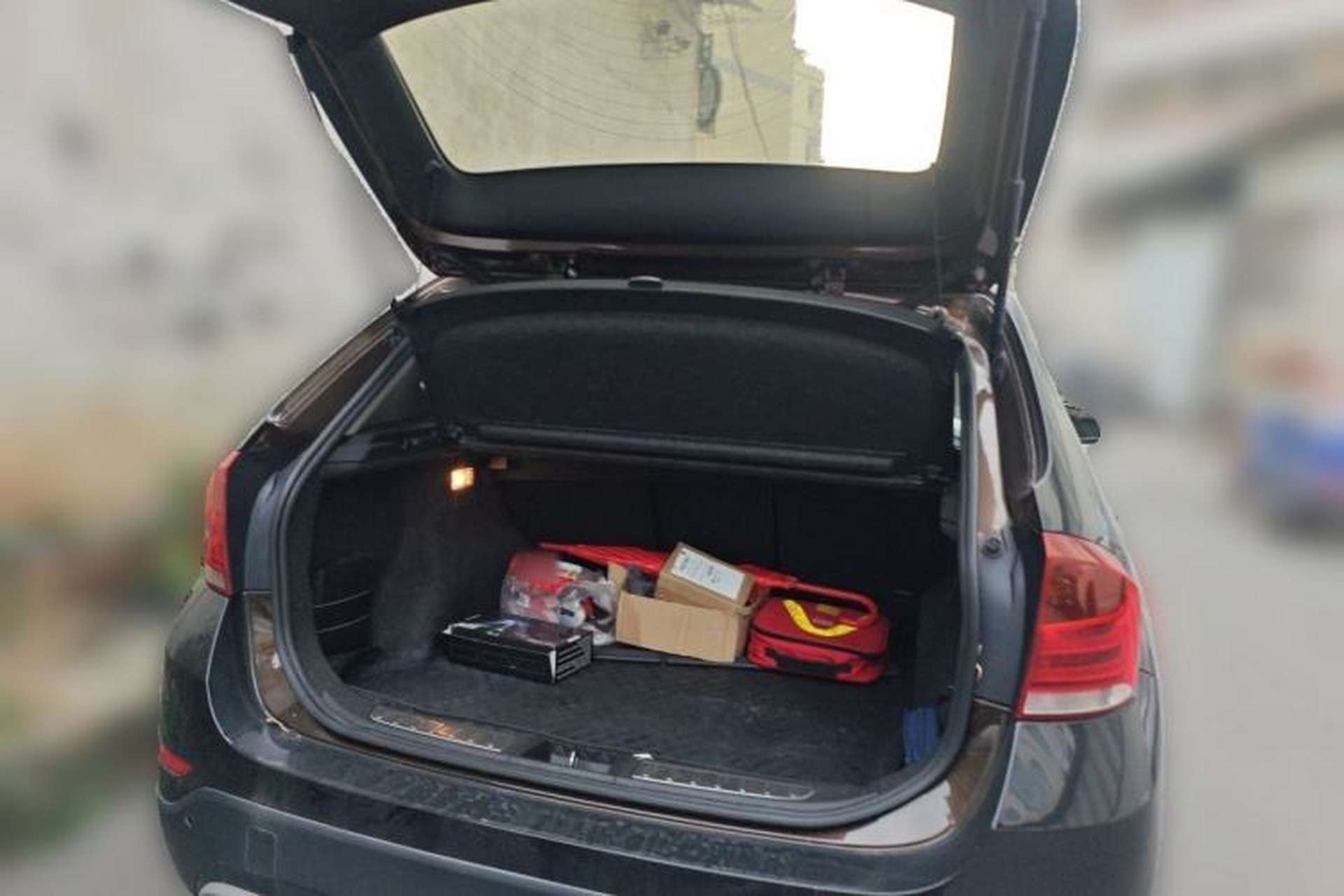 Used BMW X1 2014 sDrive18i Fashion Model Trunk