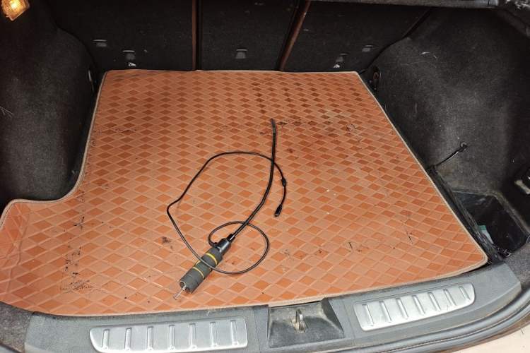 Used BMW X1 2014 sDrive18i Fashion Model Trunk