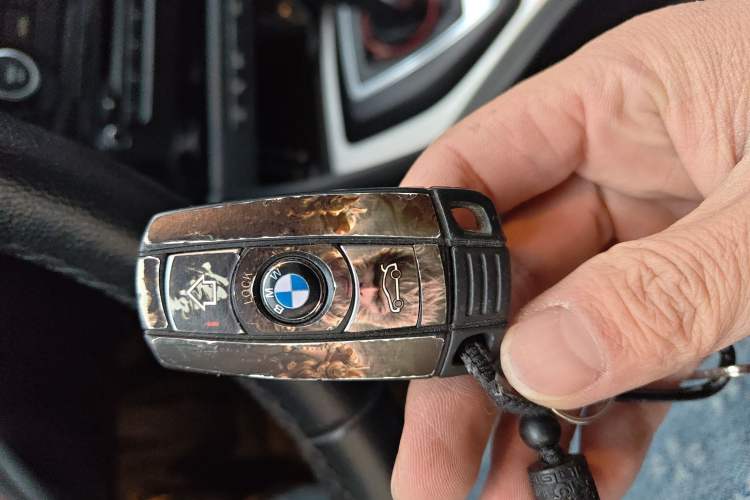 Used BMW X1 2014 sDrive18i Leading Model Vehicle Key