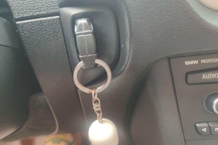 Used BMW X1 2014 sDrive18i Fashion Model Vehicle Key