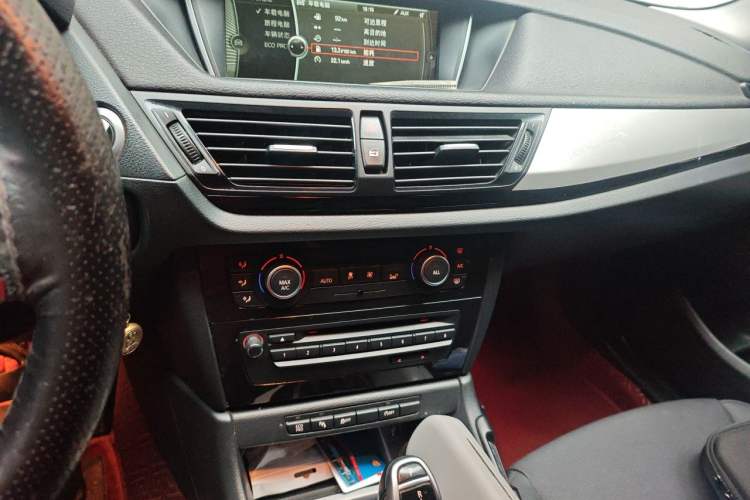 Used BMW X1 2014 sDrive18i Leading Model Audio And AC Panel
