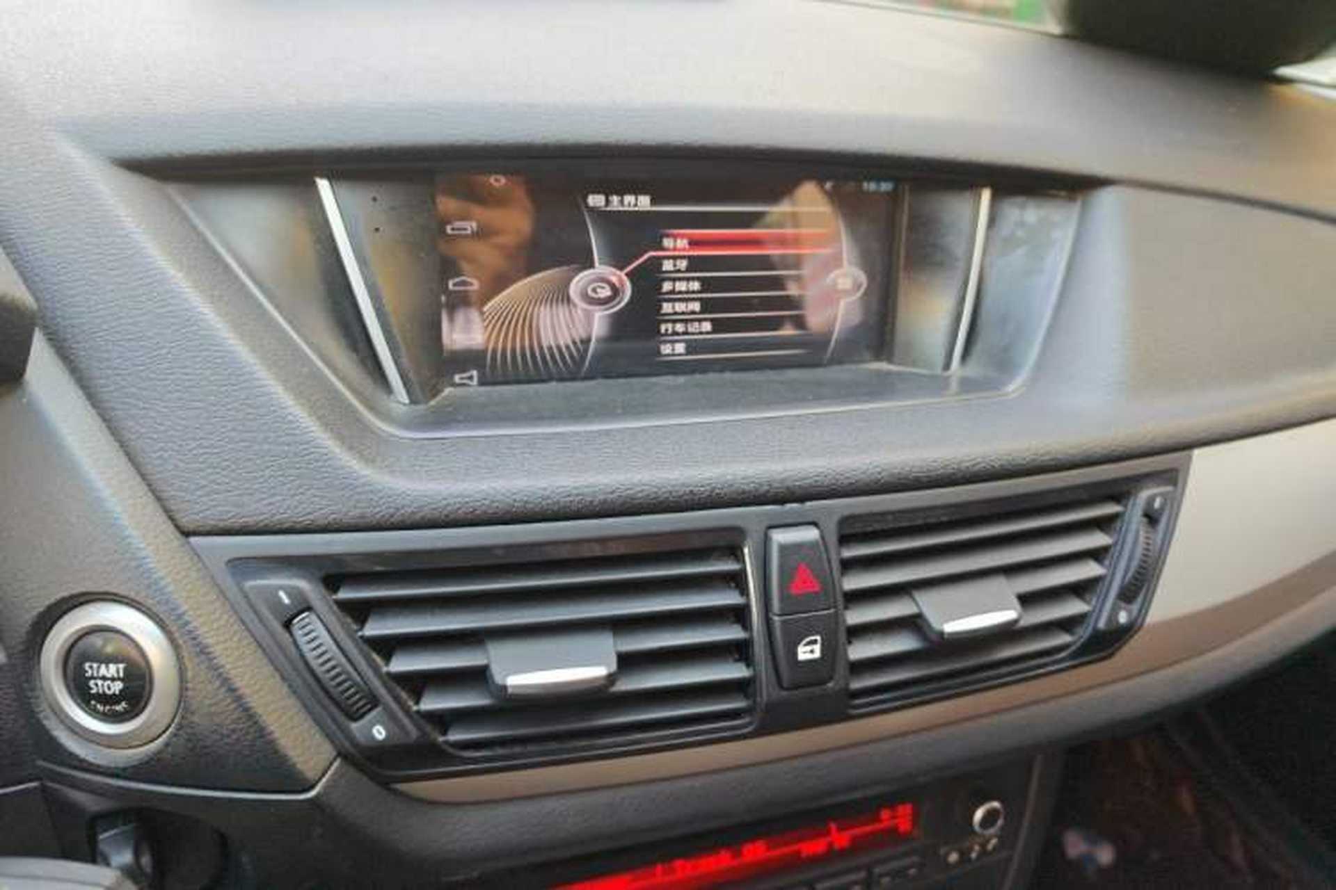 Used BMW X1 2014 sDrive18i Fashion Model Audio And AC Panel