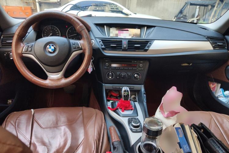 Used BMW X1 2014 sDrive18i Fashion Model Center Console