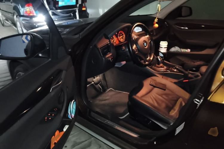 Used BMW X1 2014 sDrive18i X Design Package Driver Seat