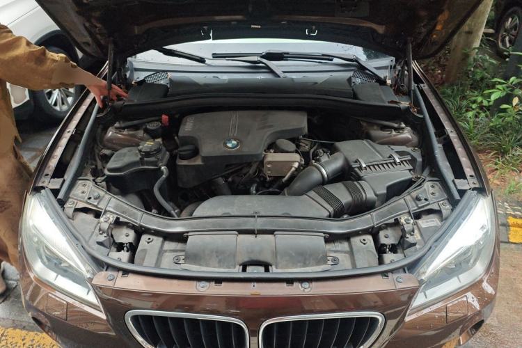 Used BMW X1 2014 sDrive18i Leading Model Engine Bay