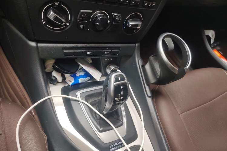 Used BMW X1 2014 sDrive18i Fashion Model Gear Lever