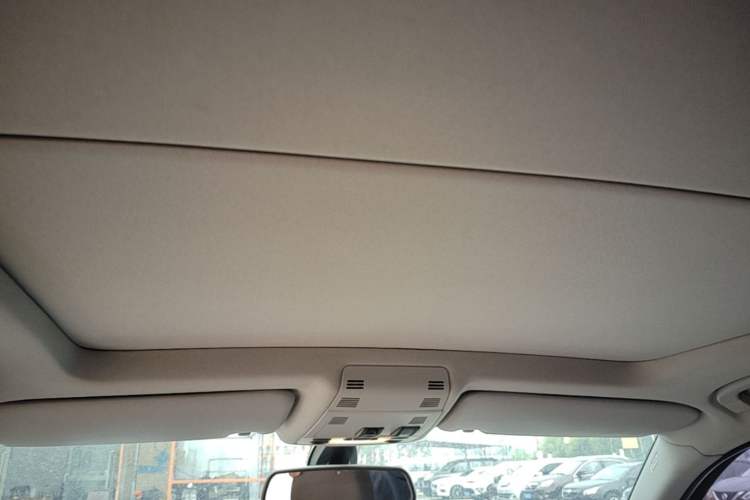 Used BMW X1 2014 sDrive18i Leading Model Headliner