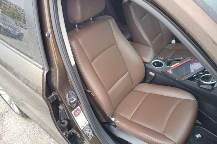 Used BMW X1 2014 sDrive18i Leading Model Right Front Seat
