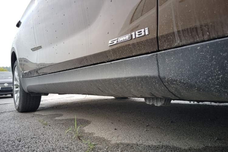 Used BMW X1 2014 sDrive18i Leading Model Right Side Sill