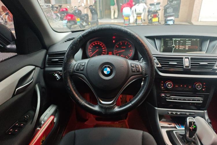 Used BMW X1 2014 sDrive18i Leading Model Steering Wheel