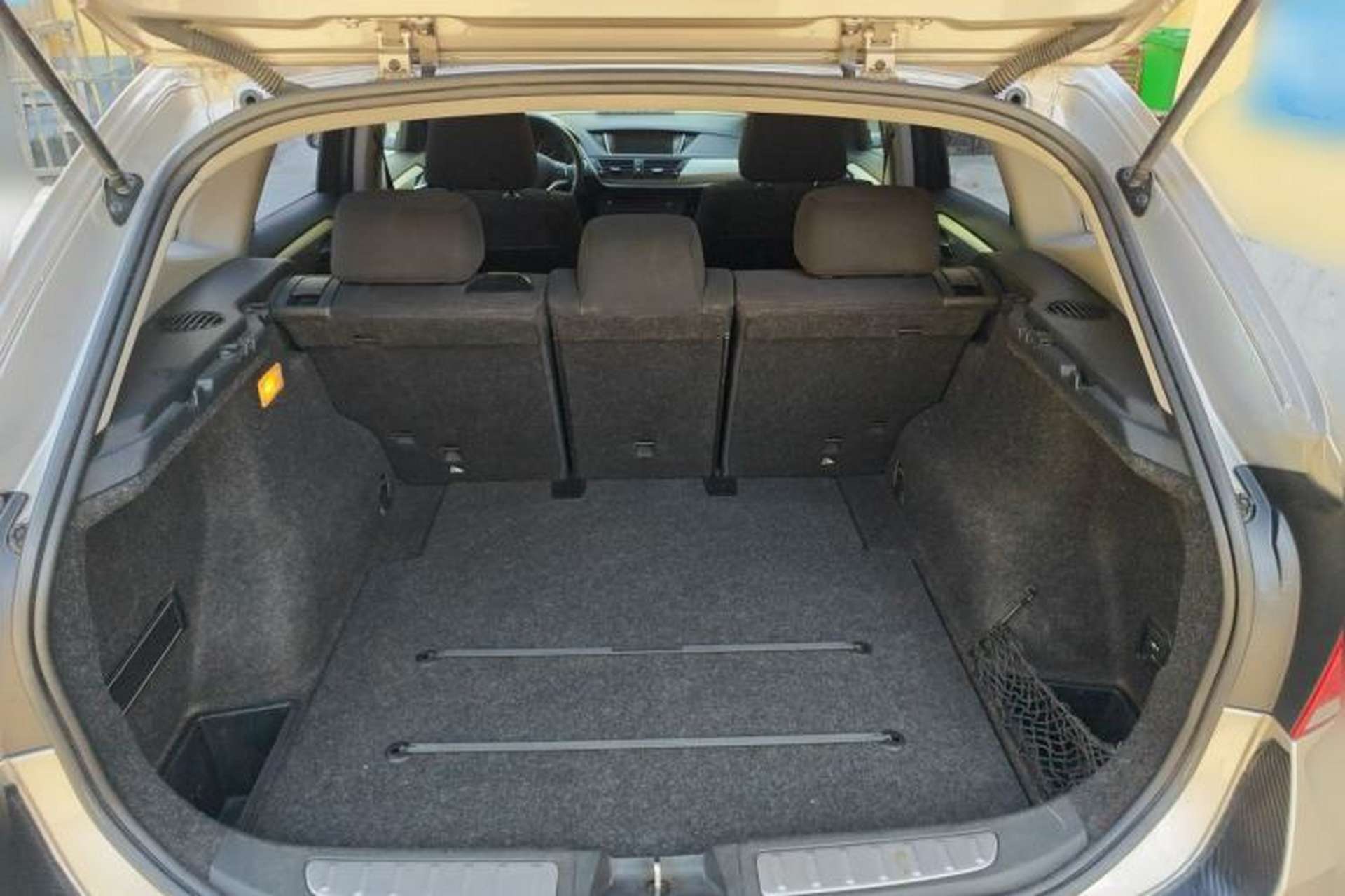 Used BMW X1 2014 sDrive18i Fashion Model Trunk