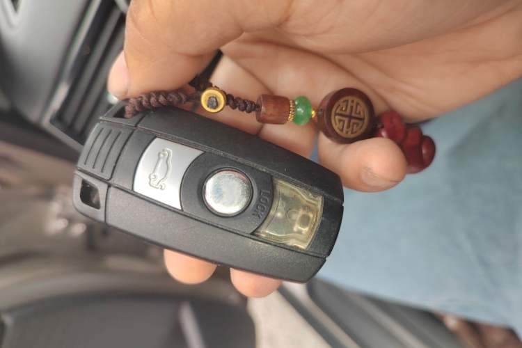 Used BMW X1 2014 sDrive18i Fashion Model Vehicle Key