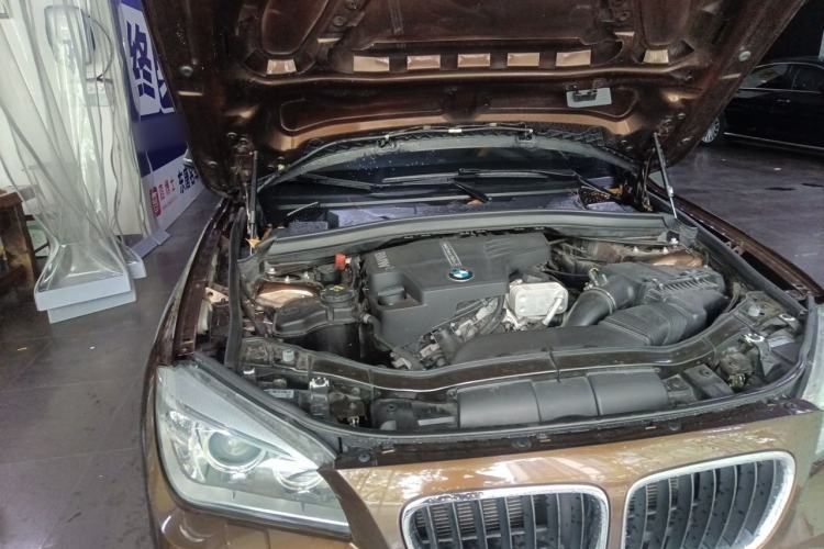 Used BMW X1 2014 sDrive18i Leading Model Engine Bay Right