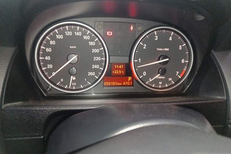 Used BMW X1 2014 sDrive18i Leading Model Instrument Cluster
