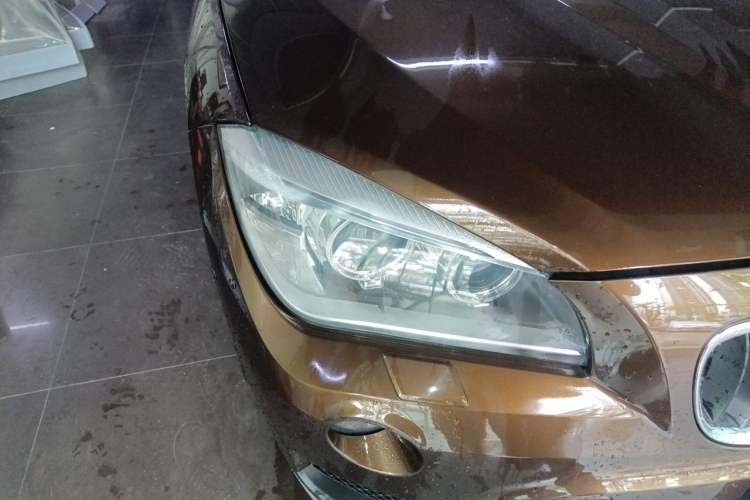 Used BMW X1 2014 sDrive18i Leading Model Right Front Headlight
