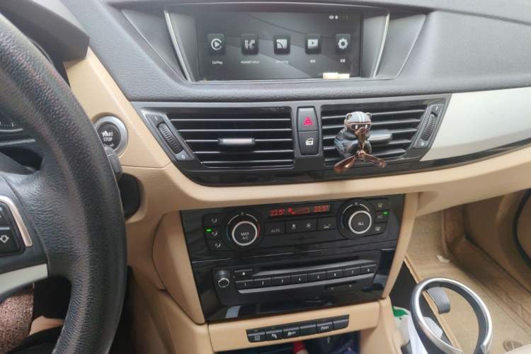 Used BMW X1 2014 sDrive18i Leading Model Audio And AC Panel