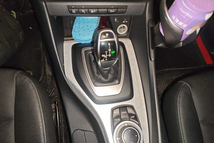 Used BMW X1 2014 sDrive18i Leading Model Gear Lever