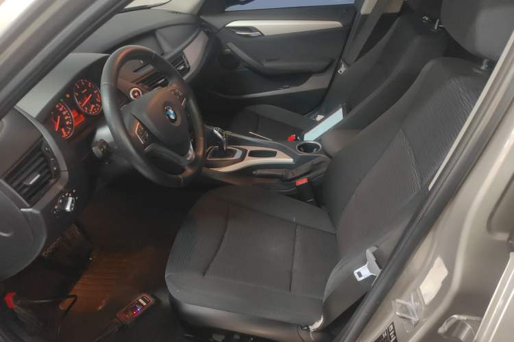Used BMW X1 2014 sDrive18i Fashion Model Left Front Seat