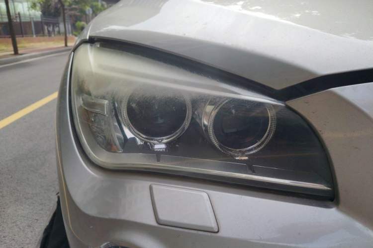 Used BMW X1 2014 sDrive18i Leading Model Right Front Headlight