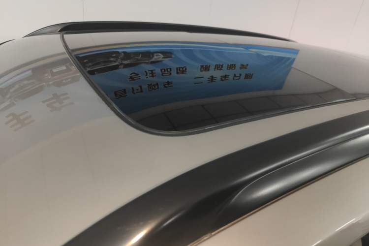 Used BMW X1 2014 sDrive18i Fashion Model Roof