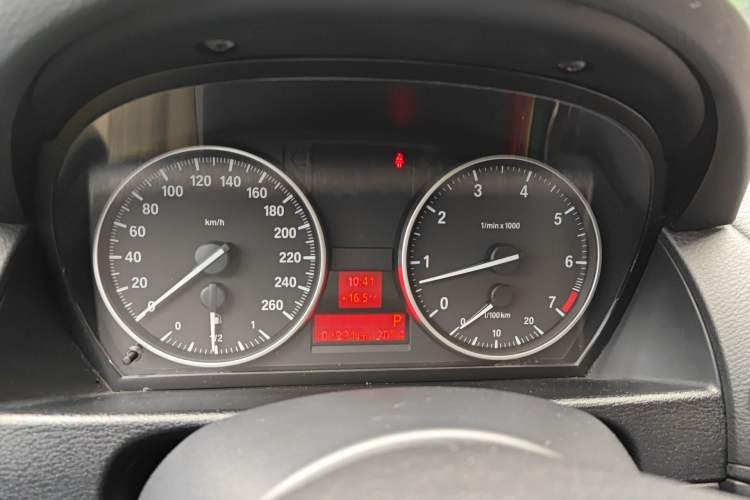 Used BMW X1 2014 sDrive18i Leading Model Instrument Cluster