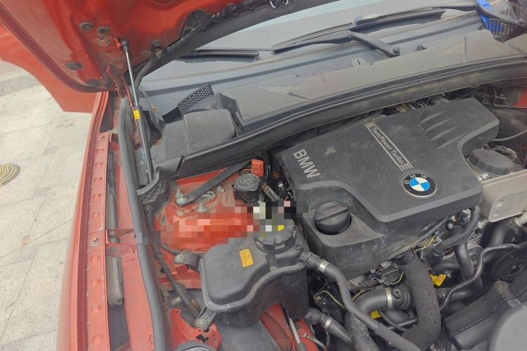 Used BMW X1 2014 sDrive18i Fashion Model Engine Bay Right