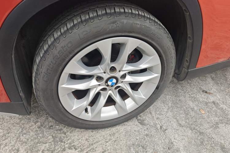 Used BMW X1 2014 sDrive18i Leading Model Exterior 4
