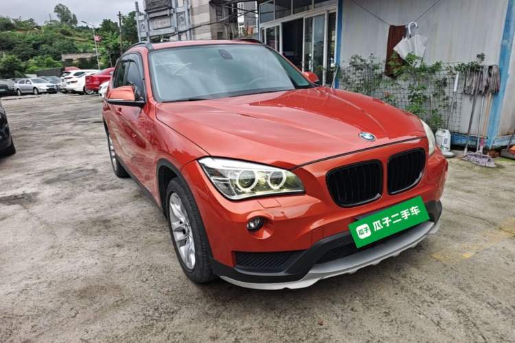 Used BMW X1 2014 sDrive18i Leading Model Front Right 45 Deg