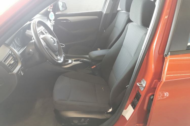 Used BMW X1 2014 sDrive18i Fashion Model Left Front Seat