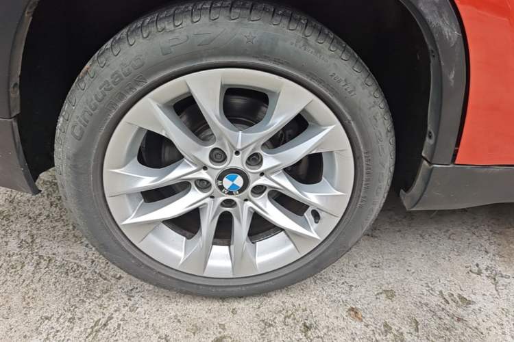 Used BMW X1 2014 sDrive18i Leading Model Right Rear Wheel Hub