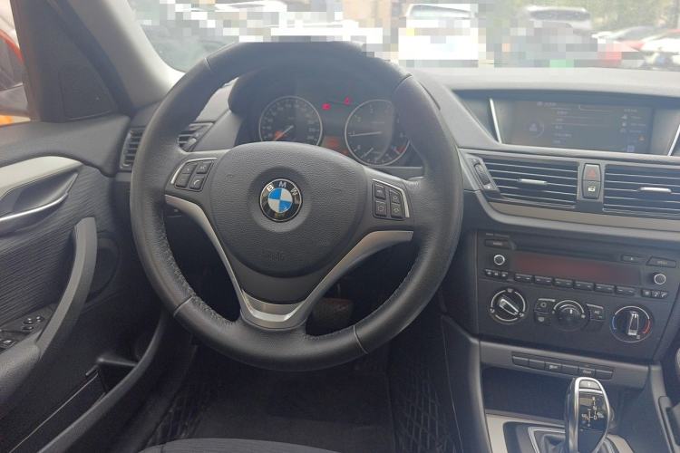 Used BMW X1 2014 sDrive18i Fashion Model Steering Wheel