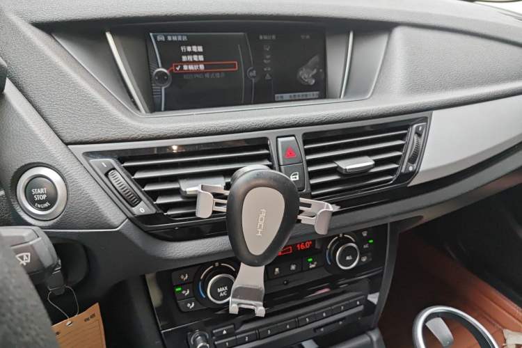 Used BMW X1 2014 sDrive18i Leading Model Audio And AC Panel