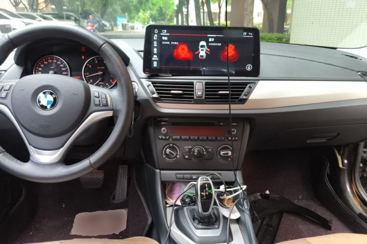Used BMW X1 2014 sDrive18i Leading Model Center Console