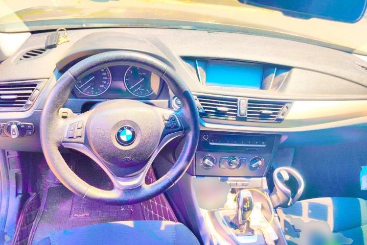 Used BMW X1 2014 sDrive18i Fashion Model Center Console