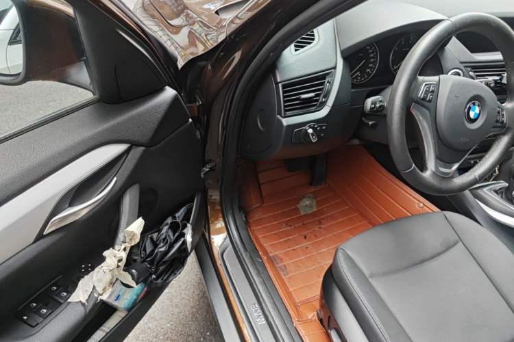 Used BMW X1 2014 sDrive18i Leading Model Driver Seat