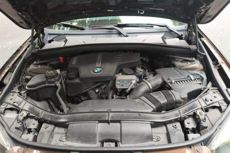 Used BMW X1 2014 sDrive18i Leading Model Engine Bay
