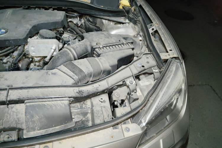 Used BMW X1 2014 sDrive18i Leading Model Engine Bay Left