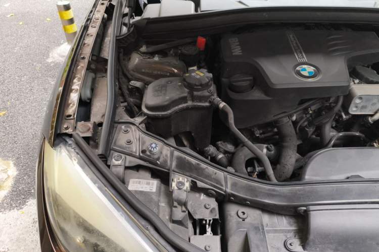 Used BMW X1 2014 sDrive18i Leading Model Engine Bay Right