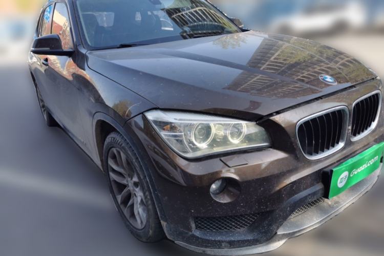 Used BMW X1 2014 sDrive18i Leading Model Front Right 45 Deg