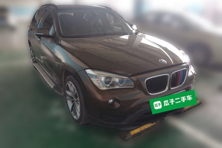 Used BMW X1 2014 sDrive18i Sports Design Package Front Right 45 Deg
