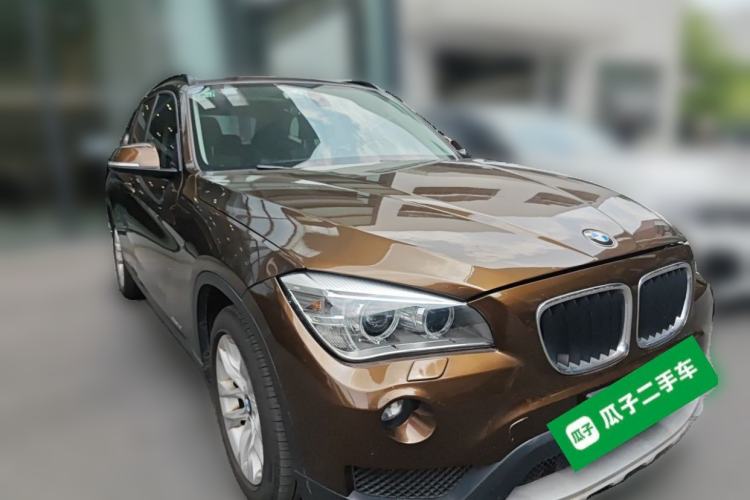 Used BMW X1 2014 sDrive18i Leading Model Front Right 45 Deg