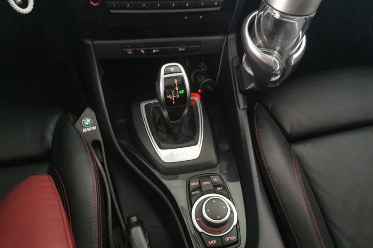 Used BMW X1 2014 sDrive18i Sports Design Package Gear Lever