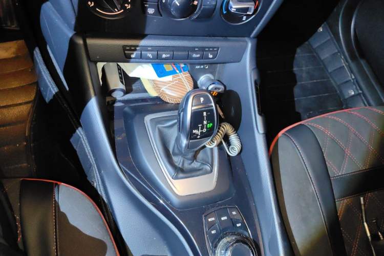 Used BMW X1 2014 sDrive18i Fashion Model Gear Lever