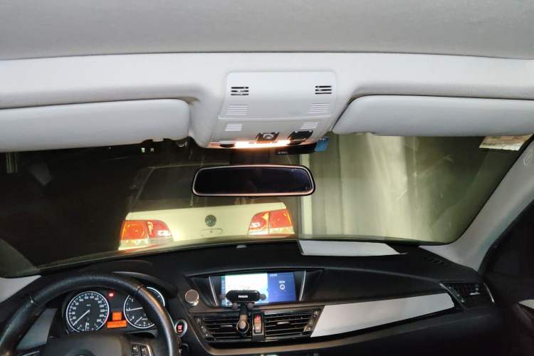 Used BMW X1 2014 sDrive18i Leading Model Headliner